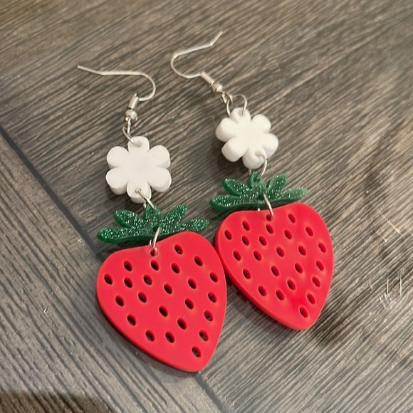 Red Cherry and Strawberry Earrings Set - Picture 7 of 14